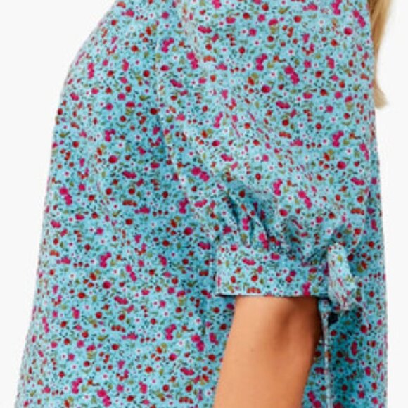 Tuckernuck Hyacinth House Blue Ditsy Floral Fiona Blouse size Small - Picture 3 of 9